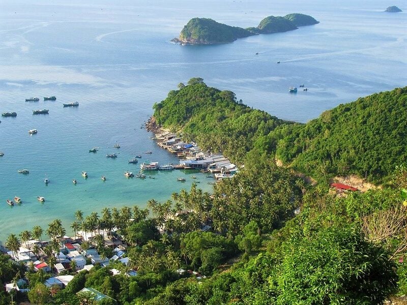 Vietnam islands